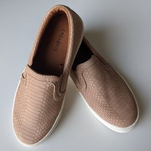 INDIGO Rd slip on